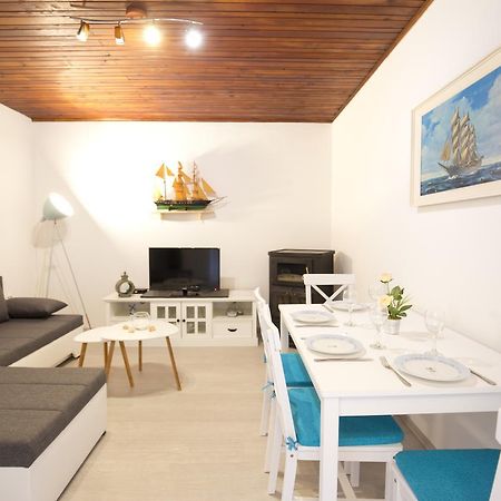 Apartmán Corner Of Joy Vis Exteriér fotografie