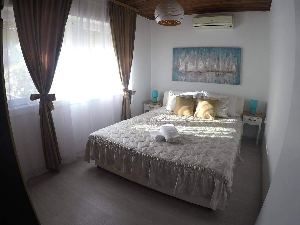Apartmán Corner Of Joy Vis Exteriér fotografie